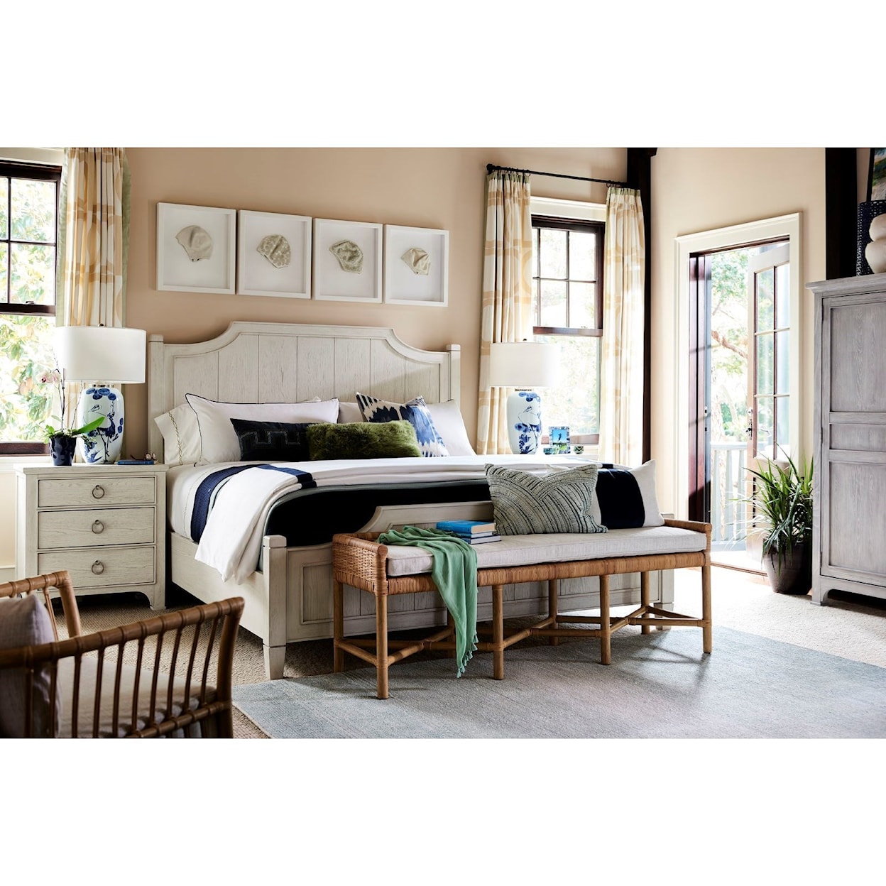 Universal Escape-Coastal Living Home Collection Queen Bed