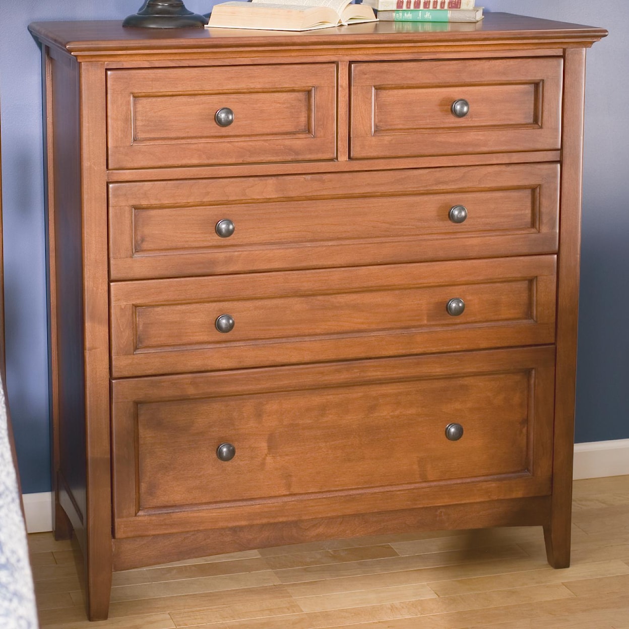 Whittier Wood McKenzie. 5-Drawer Chest