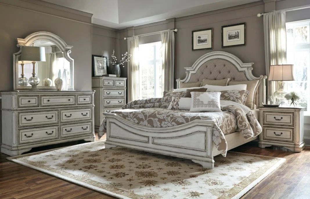 New Magnolia Manor Collection