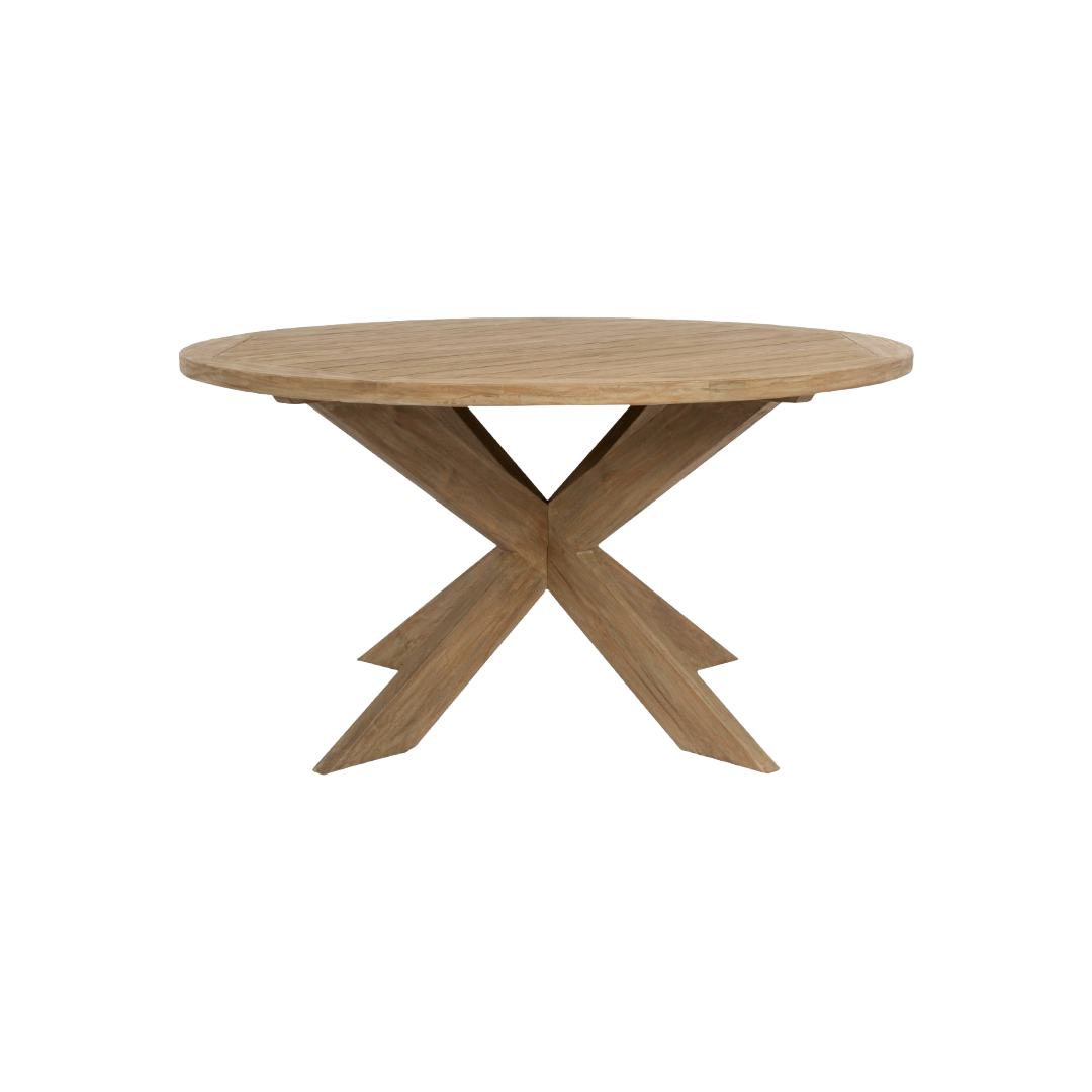 outdoor dining table