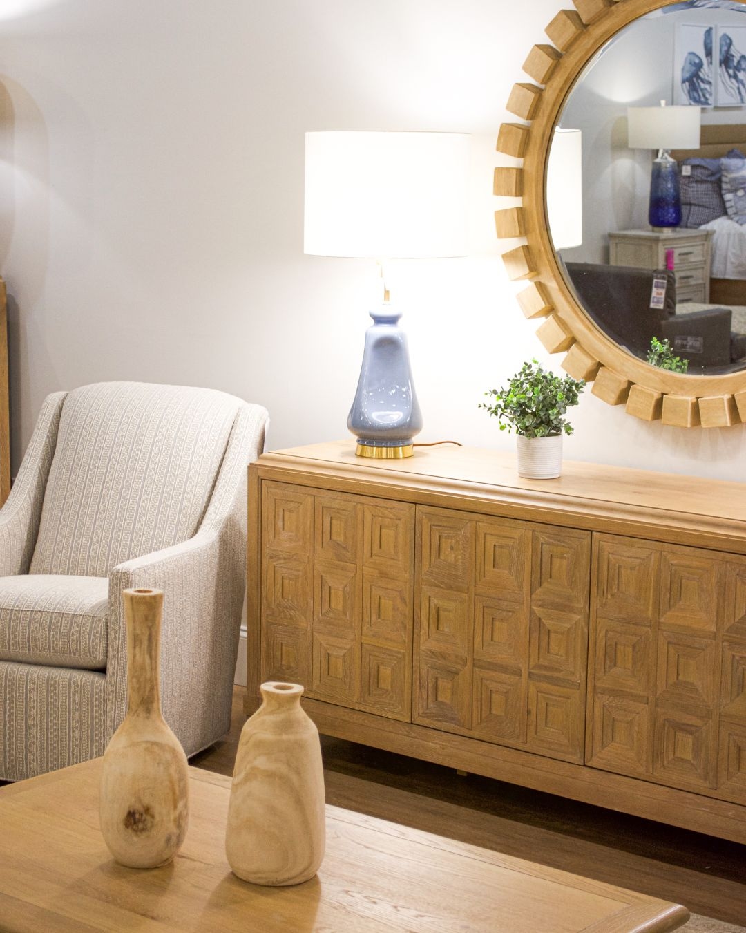 Showroom Image of chair and server