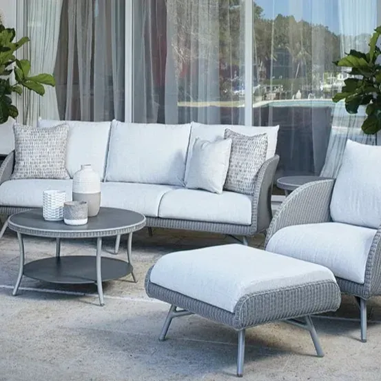 sofas & Sectionals