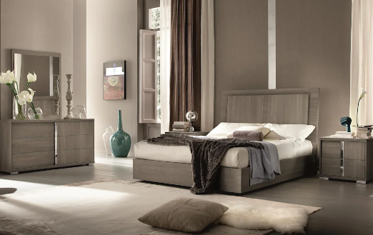 Contemporary Style Room Shot
