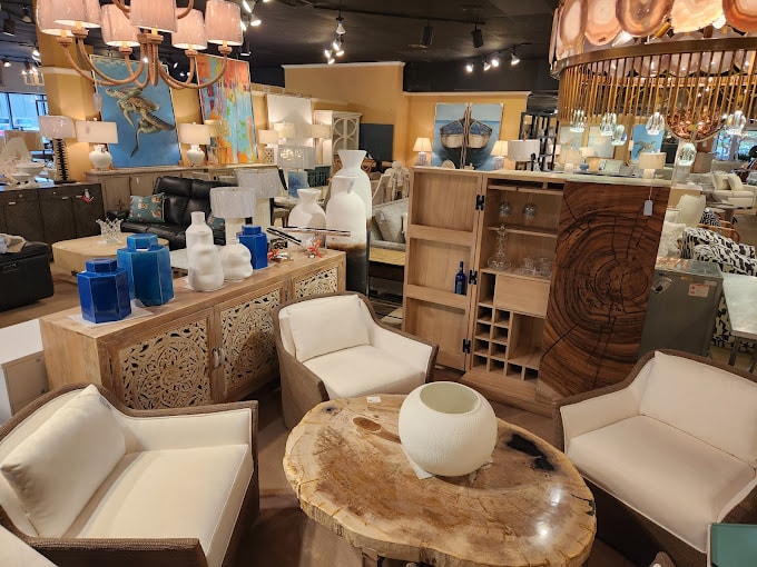showroom 4
