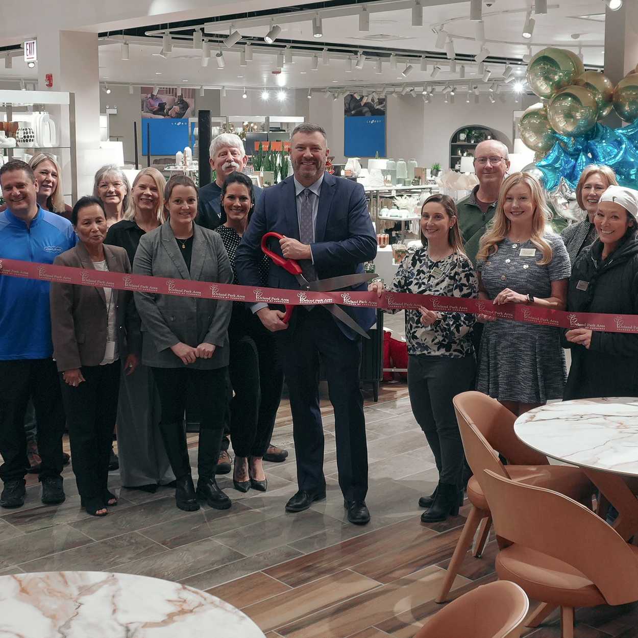 January 23, 2025_Darvin and the Orland Park Area Chamber of Commerce celebrate The Marketplace at Darvin ribbon cutting