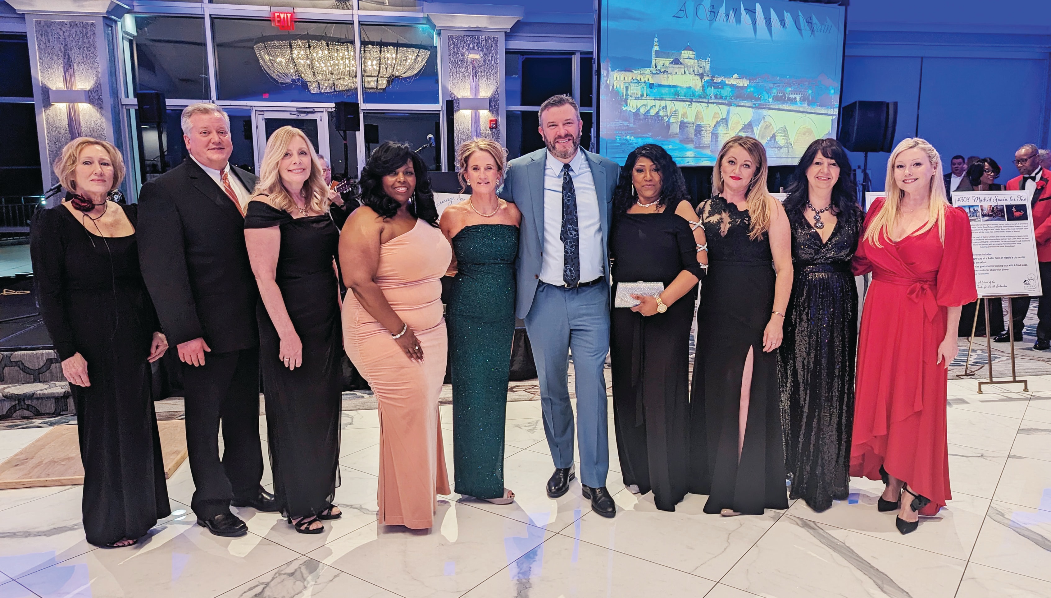2024- Darvin president Will Harris and Darvin Employees attend South Suburban Crisis Center Gala