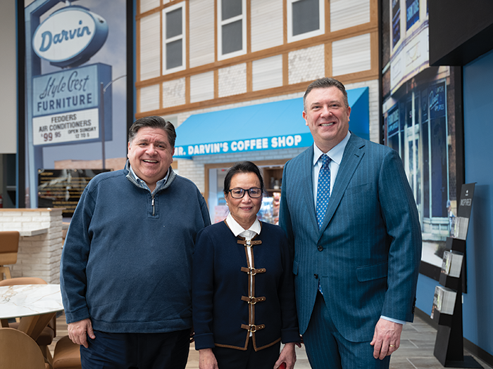 2025_ Governor Pritzker visits Darvin, meets President Will Harris and Carol Dizon, CFO of Darvin