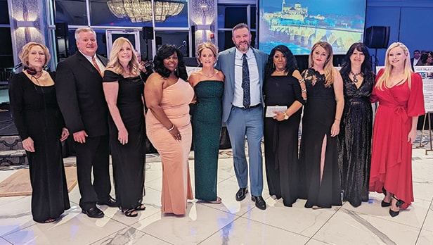 2024 - Darvin Supports Crisis Center of South Suburbia at Annual Gala