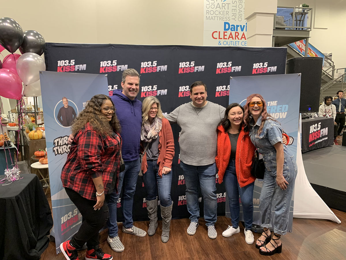 2022 - KissFM with Fred & Crew at Darvin Furniture & Mattress with Guests