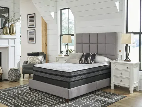 Bedroom with matching nightstands and lamps