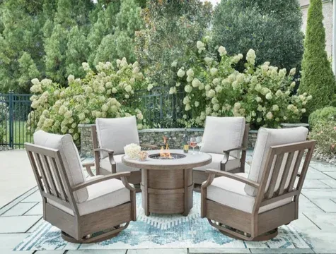 Outdoor seating with firepit