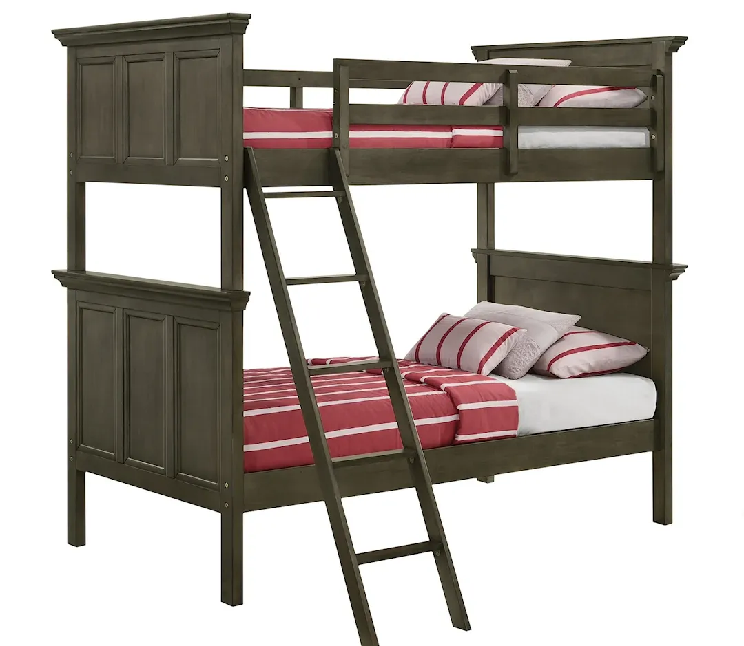 bunkbed with ladder