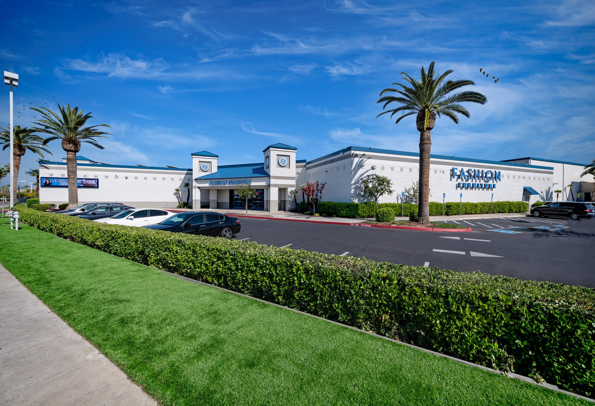 Exterior of Fashion Furniture