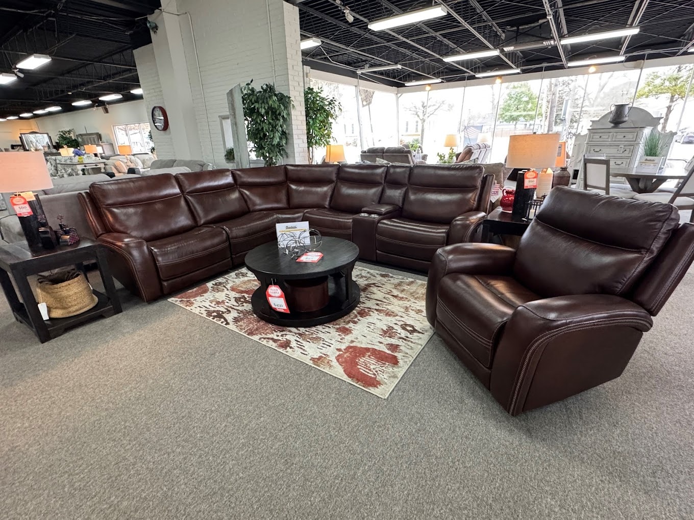 showroom 4