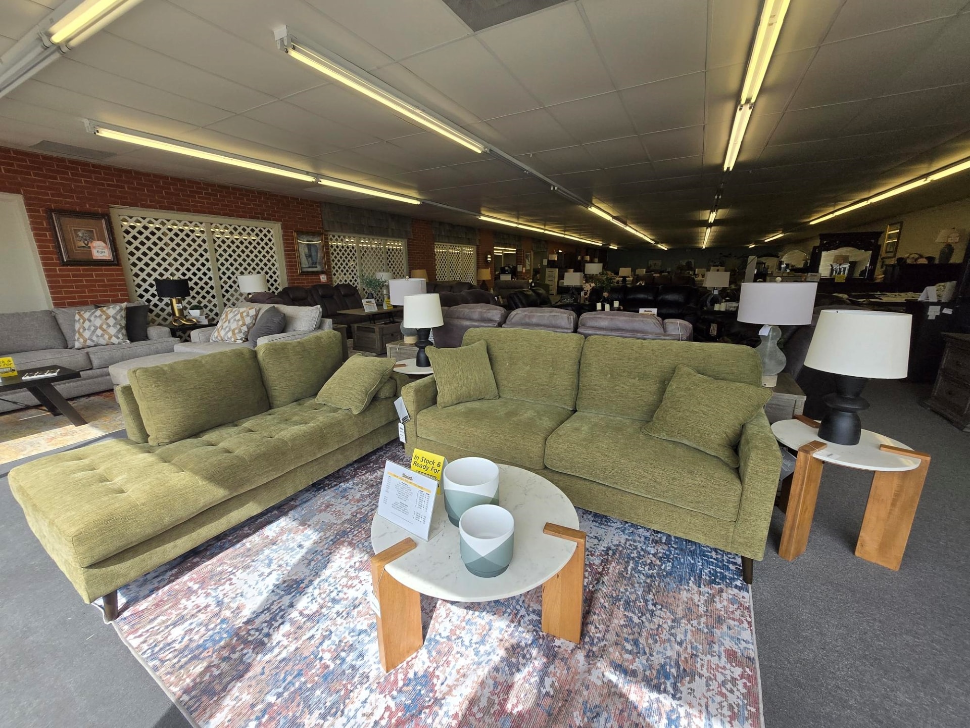 showroom2