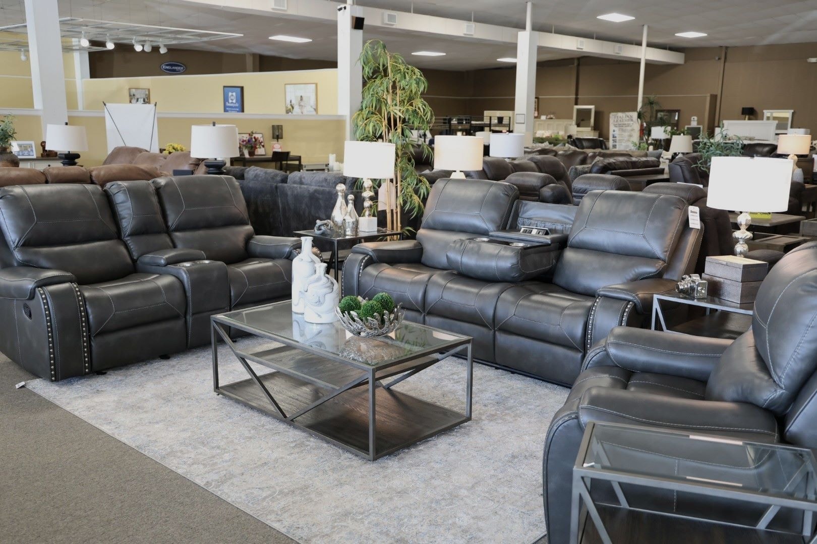 showroom2