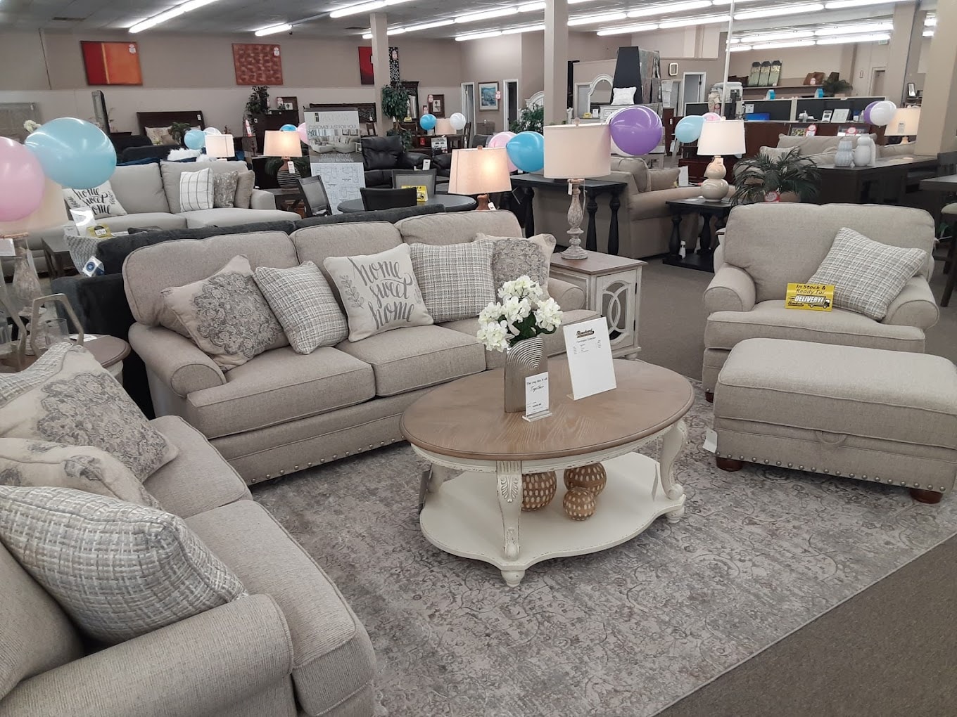 showroom 4