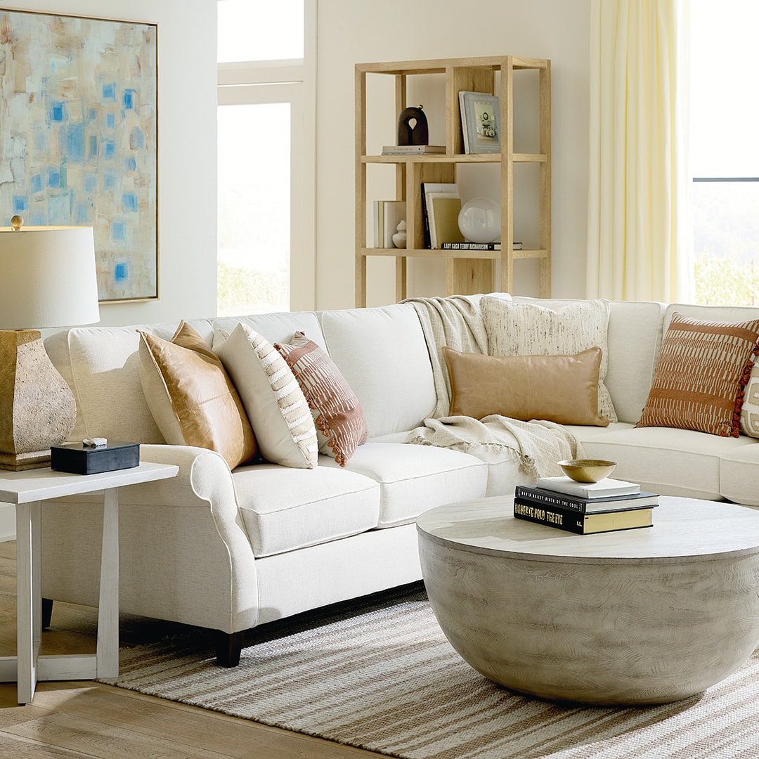 Bassett Sectional Image
