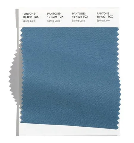 Spring Lake 18-4221: A quiet and restful mid-tone blue