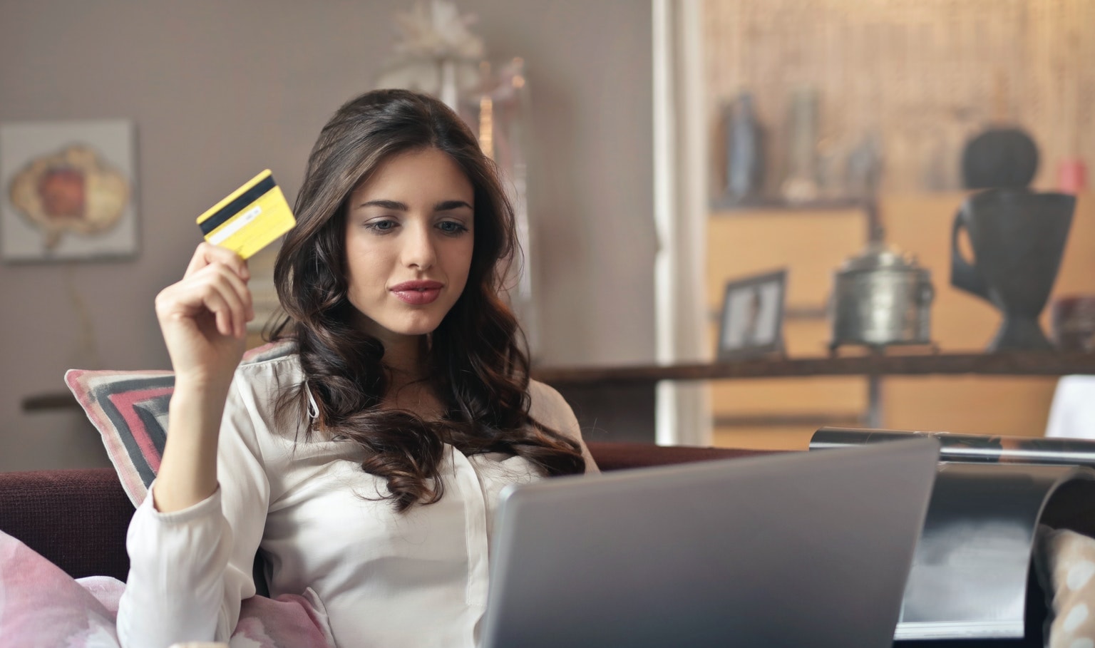 woman with credit card