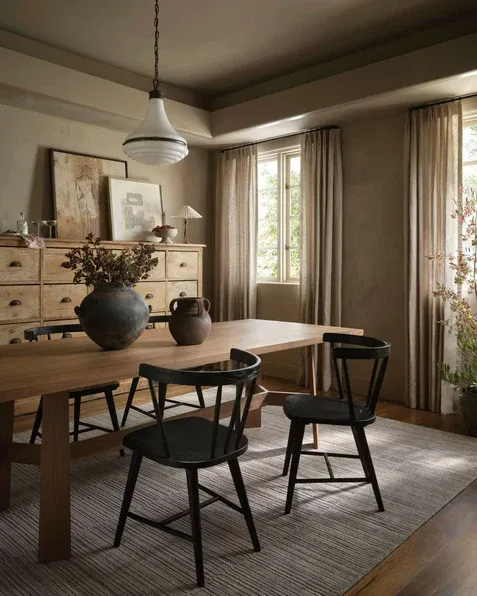 table with chairs