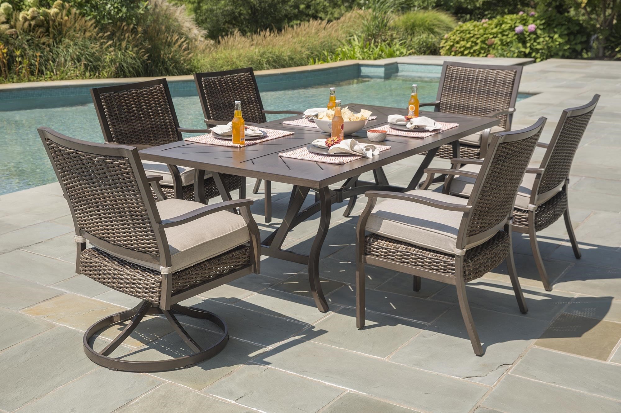 Wyndham 7-Piece Dining Collection