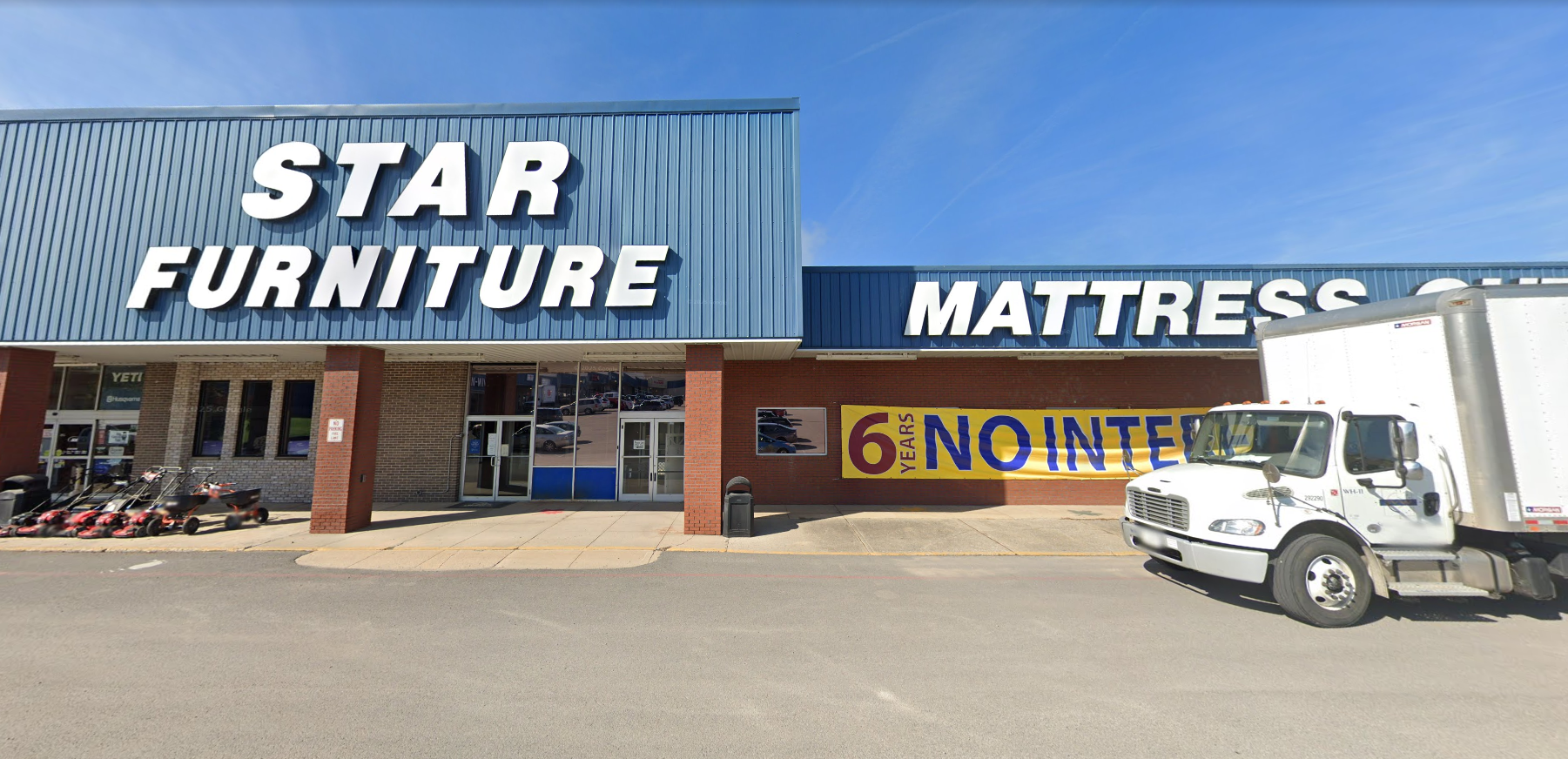 Storefront exterior of Star Furniture's Elkins location with Mattress signage