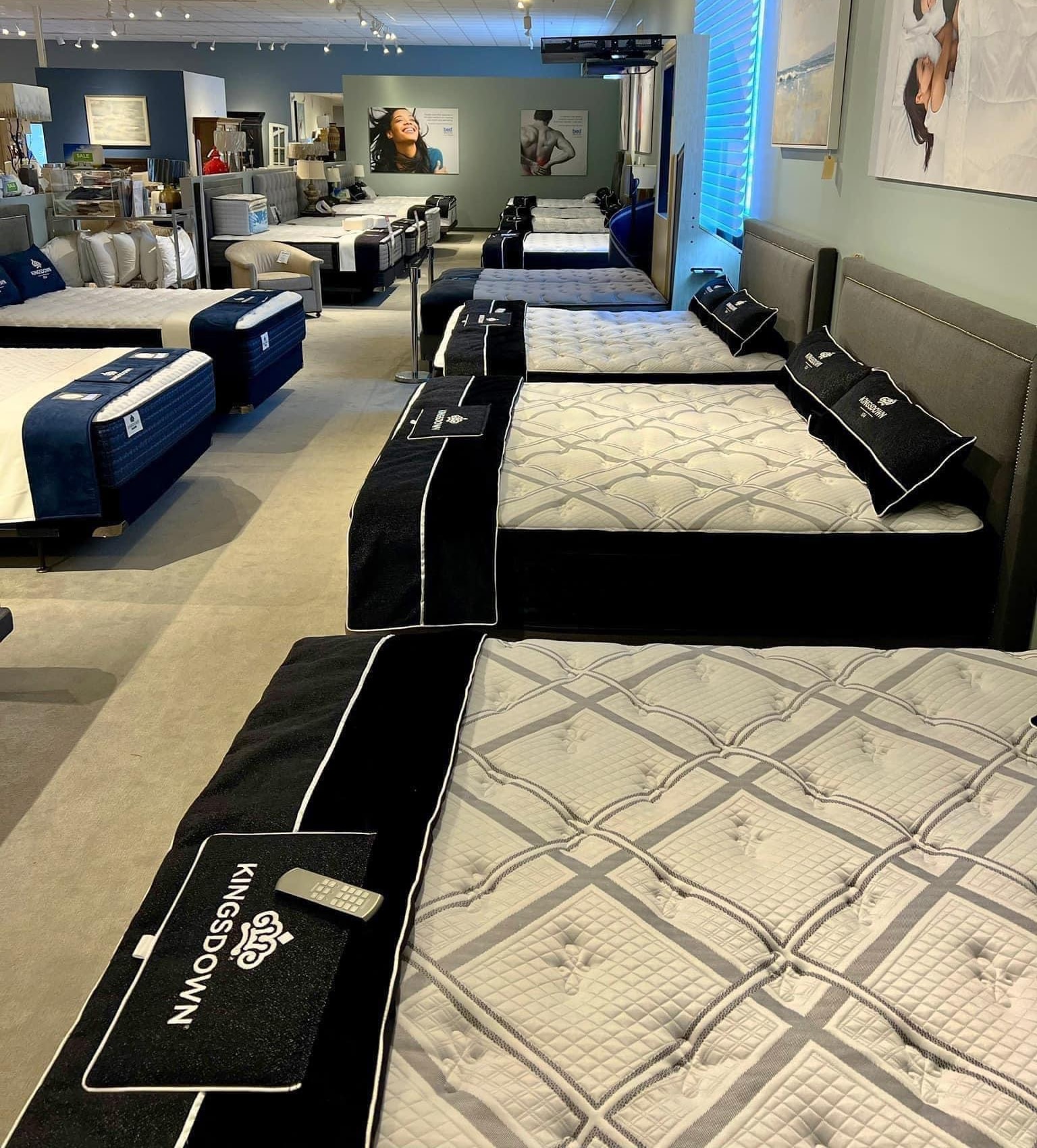 Weinberger S Furniture And Mattress Showcase