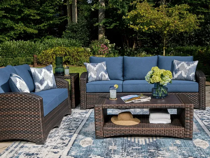 outdoor patio set