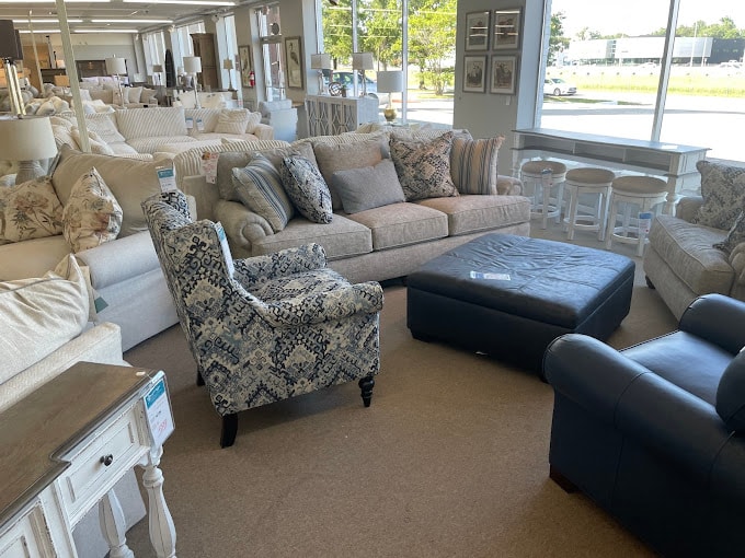 showroom 1
