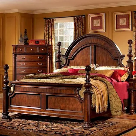 Queen Traditional Arched Bed with Fluted Posters
